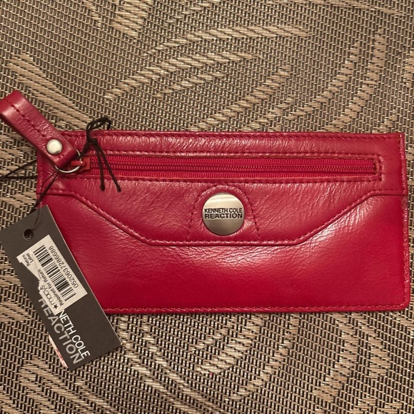 Red Kenneth Cole Reaction Wallet - Picture 1 of 2